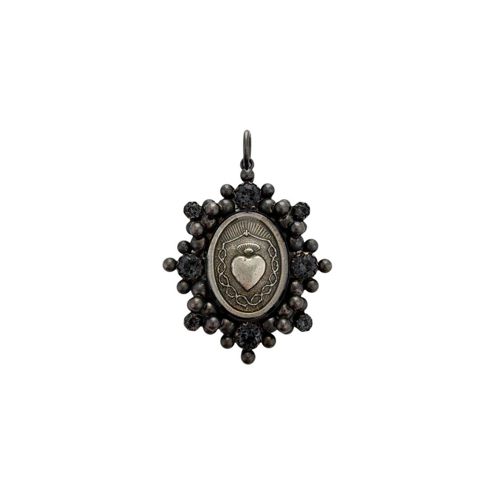 VIRGINS SAINTS & ANGELS VSA Oval Cloister Sacred Heart Charm in Gunmetal